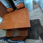 طاوله نظيفه جدا