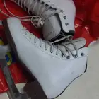 احذية تزلج اصلية عدد 2 للبيع