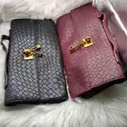 شنط نسائية متنوعة