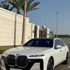 بي ام دبليو 735i M kit 2023 سعودي بحالة الوكالة