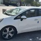 كيا ريو هاتش باك