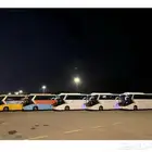 حافلات للنقل العمال والموظفين