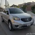 سيارة رينو كوليوس للبيع 2012