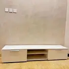 طاولة للبيع شبه جديدة