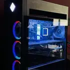 كمبيوتر للبيع