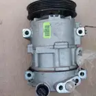 كمبروسر اكسنت يركب من 2014 إلى 18.