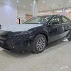 كامري 2025 E ستاندر أسود اصفار