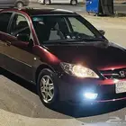 هوندا سيفيك نظيفه للبيع موديل 2004
