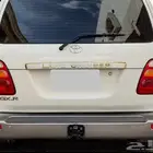 اسطبات خلفية لاندكروزر