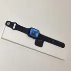 ساعة ابل Apple Watch و سماعة AirPods