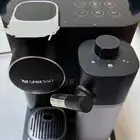 للبيع ماكينه قهوه نسبريسو نظييفه جدا البيع سمح