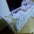 سرير اطفال مع مفرش و مرتبة