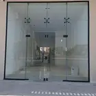 تفصيل ابواب زجاج للمحلات التجارية وجهات زجاج سكوريت 12ملي