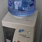 برادة موية امجوي قوارير (بارد-ساخن) مع مكان للتخزين بالاسفل