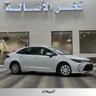 تويوتا كورولا 2025 اصفار XLi 2.0 اللون ابيض