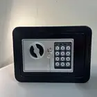 خزنة عملية وسهلة التنقل سعرها 150 بعد الخصم 130