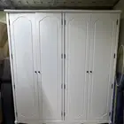 دولاب - له قسمين