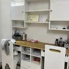 مكتب نضيف وكبير حق شخصين