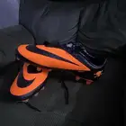 بوت نيمار سبب البيع مقاسي 42 وطلبت 41 وطلع مو مقاسي