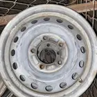 للبيع 4 جنوط 5 مسمار