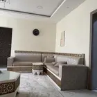 كنب زاوية مع طاولات