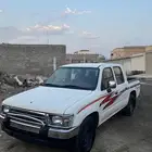هايلكس 99 للبيع نضيفه