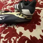 للبيع جزمة أديداس كرة قدم أصلية