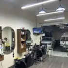 حلاق للبيع جاهز بكامل الاغراض