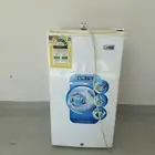 ثلاجه للبيع السعر 250
