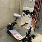 سكوتر نضيف جدا شبه الجديد لا يشكو من أي شي