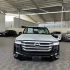تويوتا لاندكروزر 2025   L4 سعودي اصفار صادر لوحات