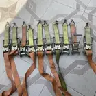 رباطات للبيع