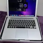 ماك بوك اير بحالة ممتازة معه كامل اغراضه