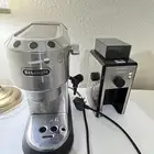 الاله قهوه مع المطحنه