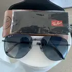 للبيع نظارة رييان ( اصليه جديده ) Rayban