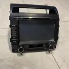 شاشة لاندكروزر 2014 نظيفة