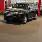 لاندكروزر GXR 1 2025 بنزين بسعر 264.000