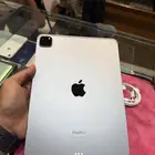 آيباد برو معالج M2 إصدار 2022 بطارية 96نضيييف جدا