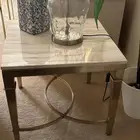 طاولات جديده خاليه من اي خدش وعيوب