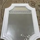 مراه و طاوله بالون الابيض