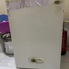 للبيع فريزر عطلانه ولا صلحتها البيع على وضعها