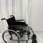كرسي عربيه لذوي الأحتياجات الخاصه