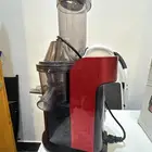 عصاره فانسي عصير. وثلج