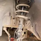 مساعدات و يوجد فلنجات يوجد كمر امامي وخلفي