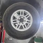 جنوط مع كفرات نظيفه جدا