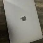 لابتوب ابل للبيع مع الملحقات
