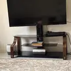 طاولة تلفزيون