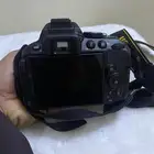 كاميرا نيكون اخت الجديده باكامل اغراضها