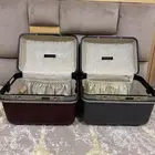 شنطة العروس او المكياج قديمه