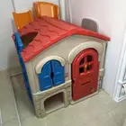 بيت آطفال مع زحليقه